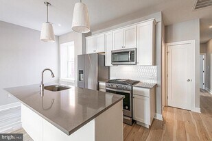 5412 Chancellor St in Philadelphia, PA - Building Photo