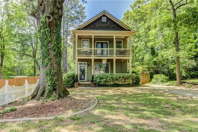 1829 Sylvan Ridge Dr SW in Atlanta, GA - Building Photo - Building Photo