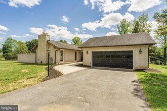 5471 Harris Farm Ln, Unit 0808 in Clarksville, MD - Foto de edificio - Building Photo