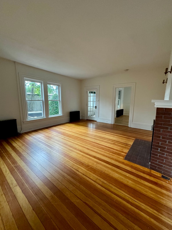 76 Elm St in Milford, NH - Building Photo - Building Photo