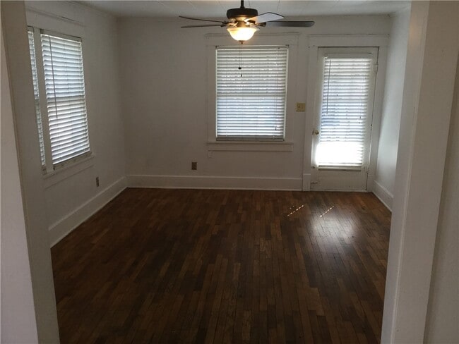 224 W Watson St in Fayetteville, AR - Building Photo - Building Photo