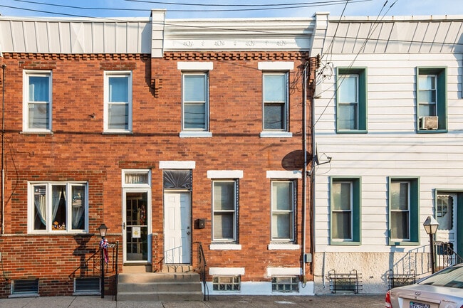 property at 3030 Tulip St