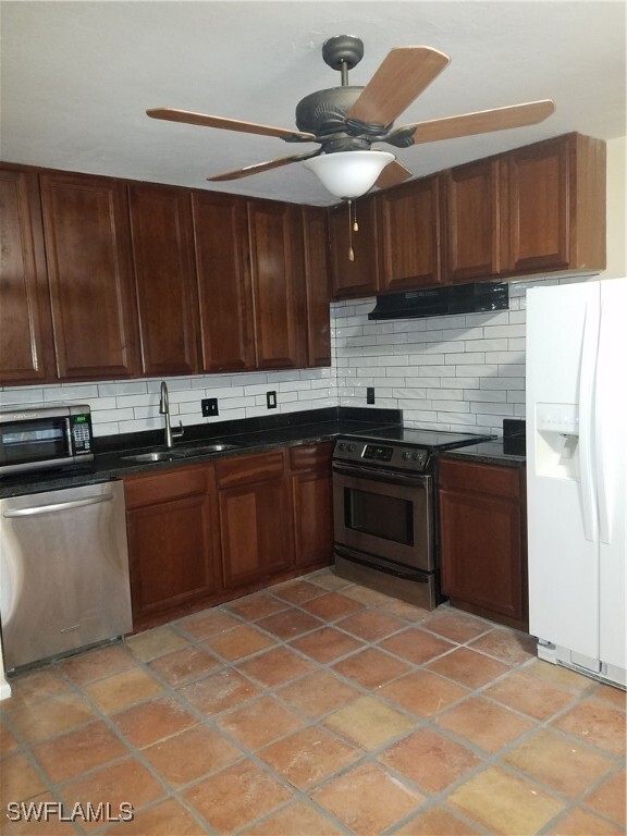 property at 7417 Albany Rd
