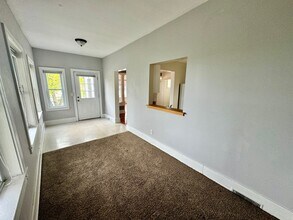 12 Fairbanks St NE in Grand Rapids, MI - Building Photo - Building Photo