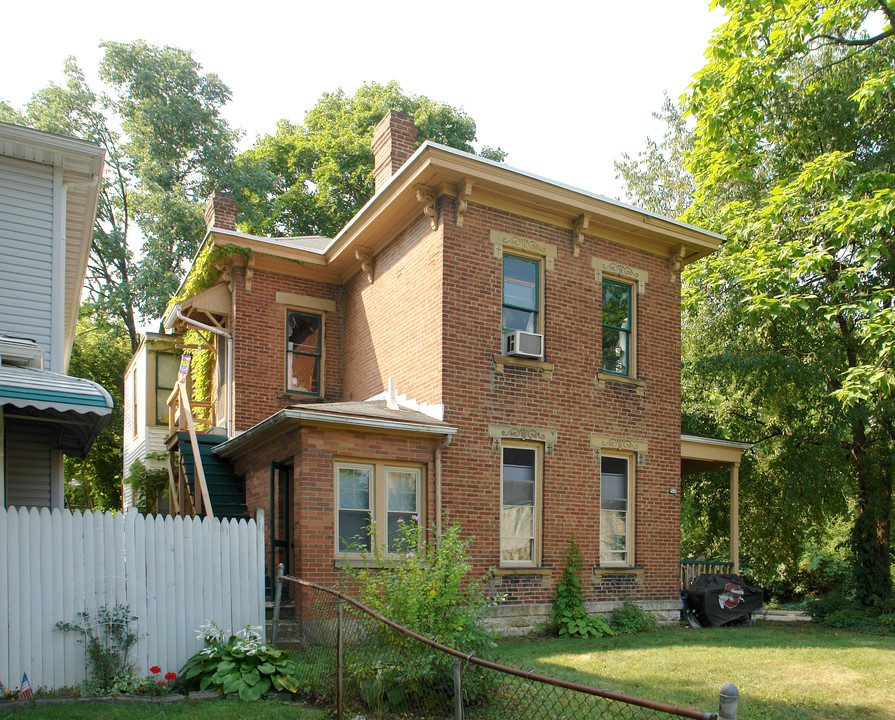 57 Tompkins St in Columbus, OH - Foto de edificio