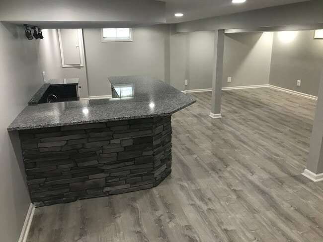 264 Pickwick Dr in Northfield, OH - Building Photo - Building Photo