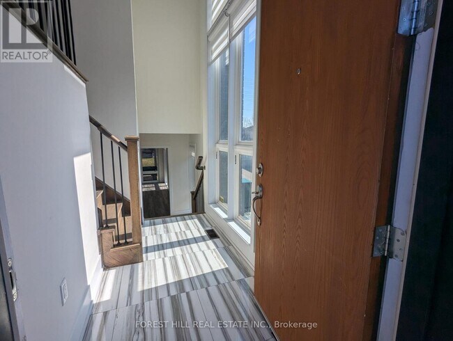 1 Sable Rd in Vaughan, ON - Building Photo - Building Photo