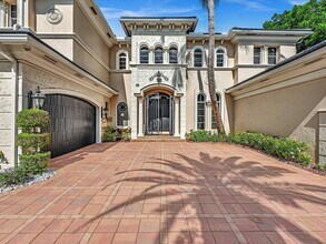 17577 Middlebrook Way in Boca Raton, FL - Building Photo - Building Photo