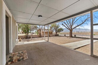 2595 S Montierth Ln in Safford, AZ - Building Photo - Building Photo