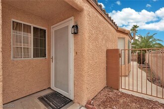 856 Brass Ring Rd in Las Vegas, NV - Building Photo - Building Photo