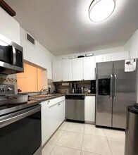 3660 NE 166th St in Miami, FL - Building Photo - Building Photo