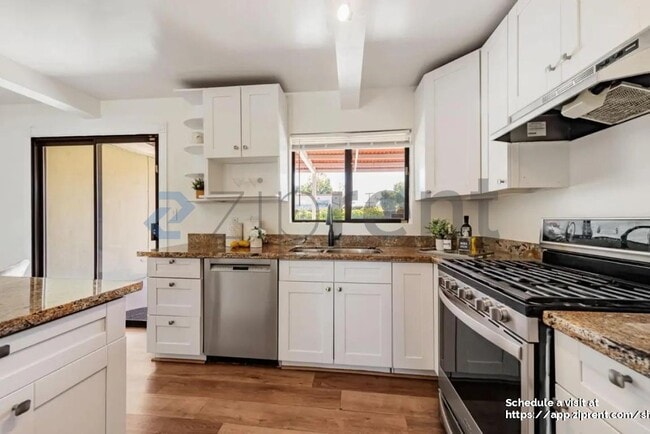 1312 Carlton Ave in Menlo Park, CA - Building Photo - Building Photo