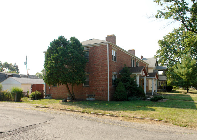 1372-1378 Meadow Rd in Columbus, OH - Foto de edificio - Building Photo