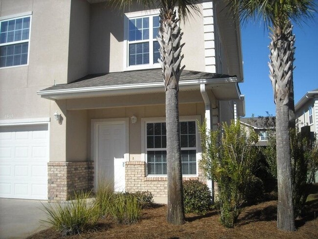 1545 Bentley Cir in Fort Walton Beach, FL - Building Photo - Building Photo