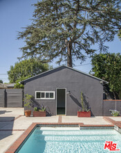 12219 Hatteras St in Los Angeles, CA - Building Photo - Building Photo