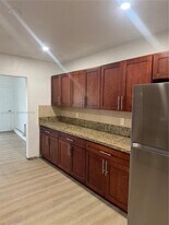 344 SW 80th Ave in Miami, FL - Building Photo