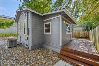 1700 Cullen Ave in Austin, TX - Building Photo - Building Photo