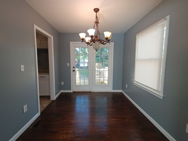 property at 3220 Bluecrest St SW
