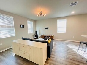 2023 Harebell Ln in Ocoee, FL - Building Photo - Building Photo