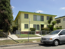 6127 Romaine St. in Los Angeles, CA - Building Photo - Building Photo