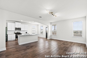 4054 Copper Gate in Bulverde, TX - Building Photo - Building Photo