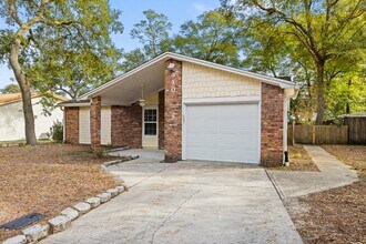 310 Goldenrod Ct in Niceville, FL - Building Photo - Building Photo