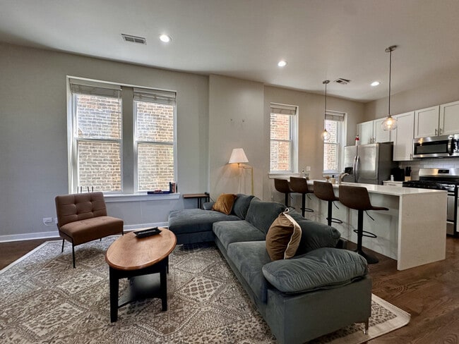 property at 736 N Throop St