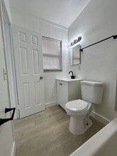 320 NE 13th Ave in Boynton Beach, FL - Building Photo - Building Photo