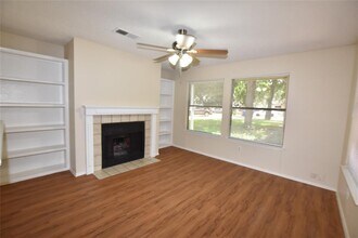 2804 Jadewood Ct in Austin, TX - Building Photo - Building Photo