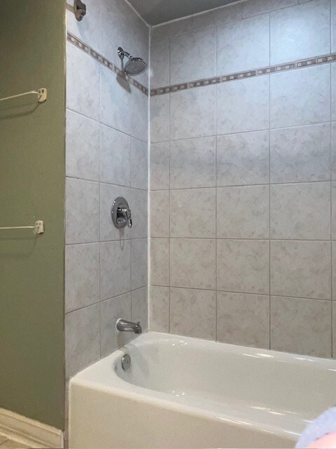 20112 Brian Ct in Clinton Township, MI - Building Photo - Building Photo