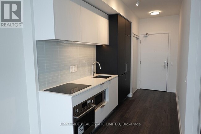 33 Helendale Ave in Toronto, ON - Building Photo - Building Photo