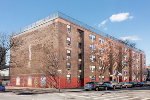 Betances VI in New York, NY - Building Photo