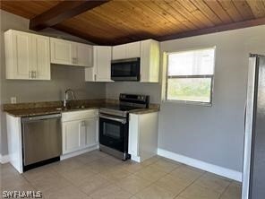 1194 Orange Ave in North Fort Myers, FL - Building Photo - Building Photo