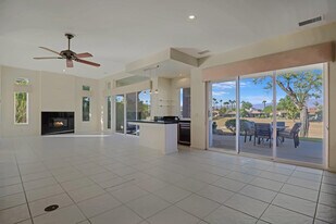 830 Hawk Hill Trail in Palm Desert, CA - Building Photo