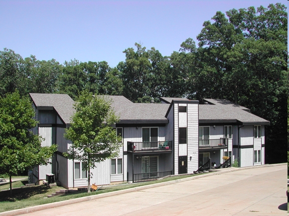 Woodlander Apartments Photo