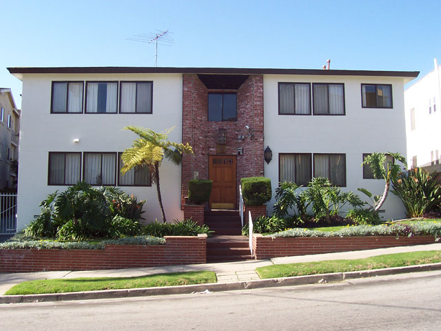 1313 S Cochran Ave in Los Angeles, CA - Building Photo