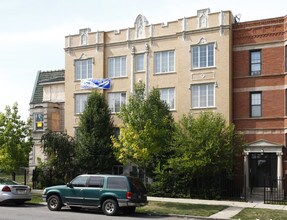 4114 W Washington Blvd Chicago, IL 60624 in Chicago, IL - Foto de edificio - Building Photo