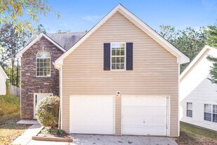 4414 Gladewood Run in Union City, GA - Building Photo