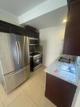 2101 Bernardo De Galvez Ave in Galveston, TX - Building Photo - Building Photo