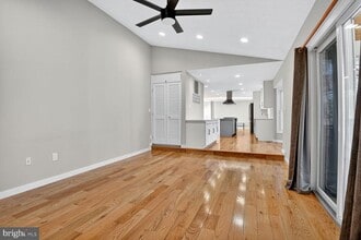 14982 Gold Post Ct in Centreville, VA - Building Photo - Building Photo