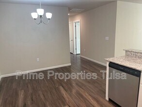 1517 Rosewood Dr in Wagoner, OK - Building Photo - Building Photo