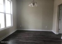 905 Courthouse Xing photo'