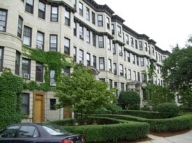 1868 Commonwealth Ave, Unit 5Q in Boston, MA - Building Photo