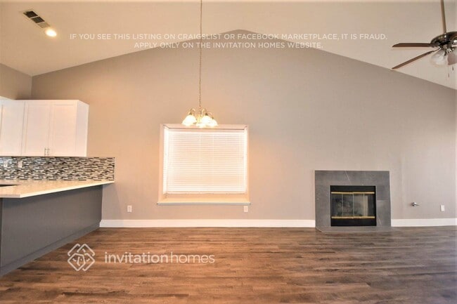 2912 Sarina Ave in Henderson, NV - Building Photo - Building Photo