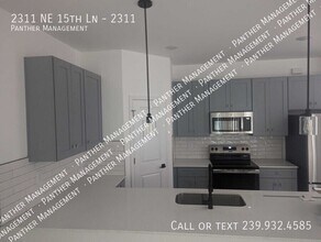 2311 NE 15th Ln-Unit -2311 in Cape Coral, FL - Building Photo - Building Photo