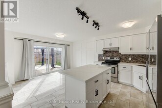 403 Champlain Ave in Woodstock, ON - Building Photo - Building Photo