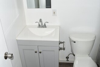 400-404 La Rue Ave in Reno, NV - Building Photo - Building Photo