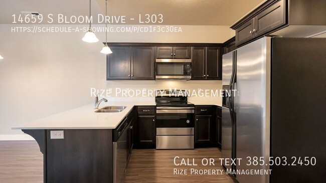 property at 14659 Bloom Dr