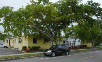 Washington Court Apartments