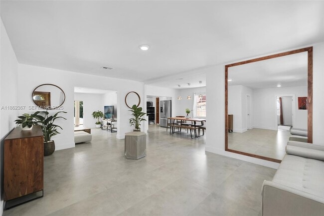 property at 620 SW 22nd Rd